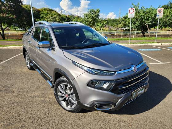 FIAT TORO 2.0 16V TURBO DIESEL RANCH 4WD AT9